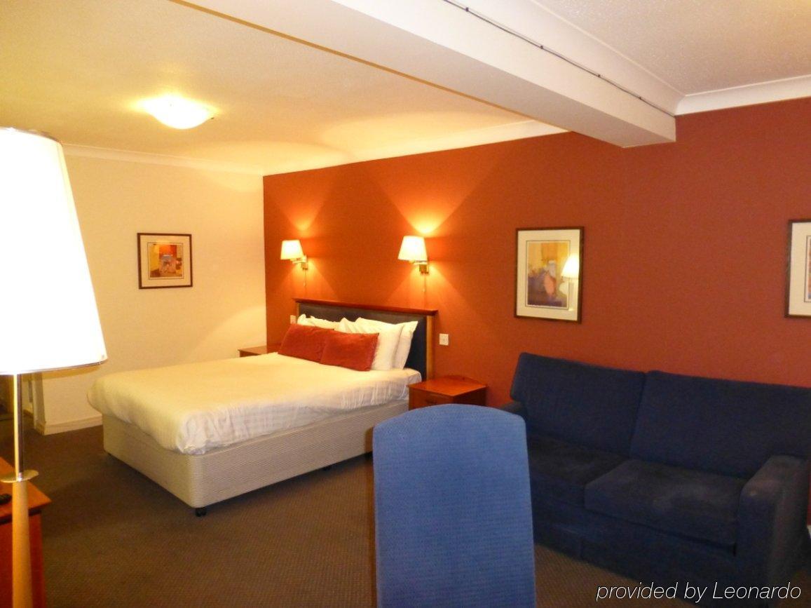 Waterloo Hotel Crowthorne Zewnętrze zdjęcie