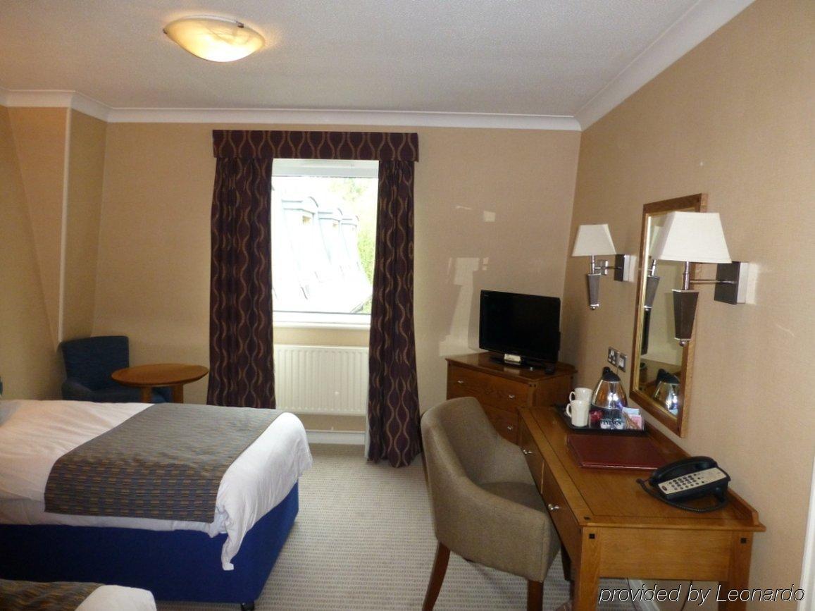 Waterloo Hotel Crowthorne Zewnętrze zdjęcie